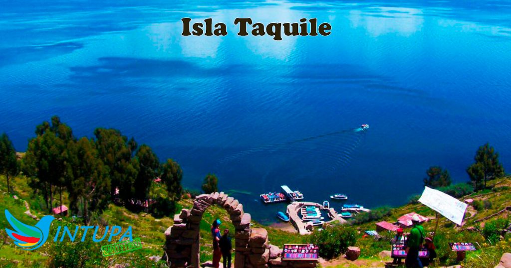 TOUR LAGO TITICACA 1 DÍA – ISLAS UROS Y TAQUILE DESDE PUNO