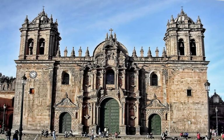 Basílica-Catedral-del-Cusco-Perú