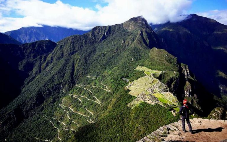 Montaña-Huayna-Picchu
